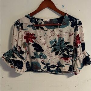 BerryLugh Floral Print Women's Square Neckline Top Short Ruffle Sleeves Medium